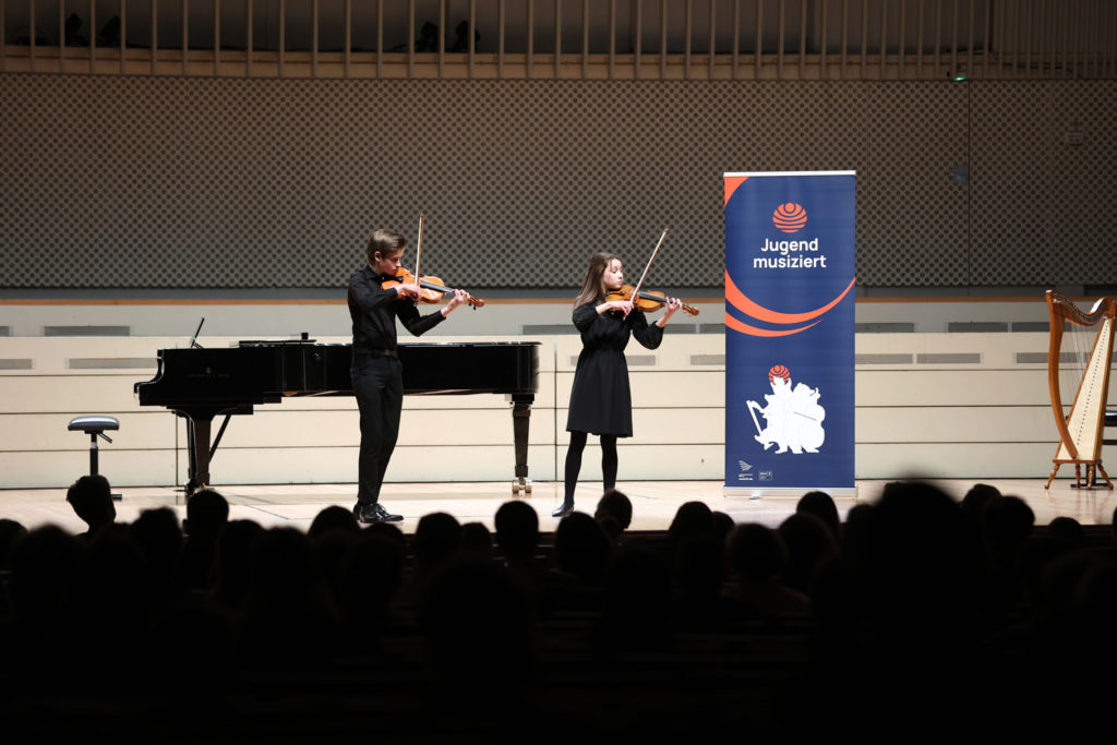 Jugendmusikwettbewerb "Jugend musiziert", an der Universität der Künste, veranstaltet vom Landesmusikrat Berlin, Siegerehrung