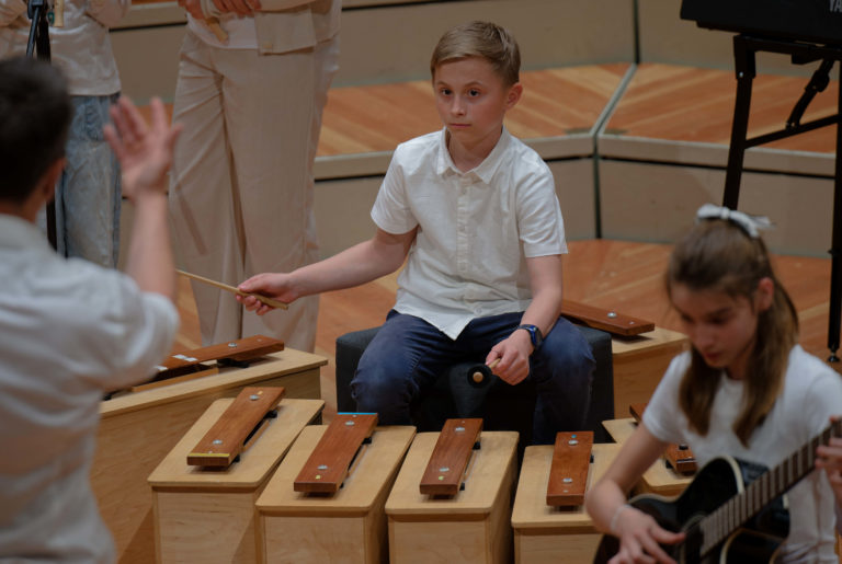 Musische Wochen 2026: Musikbetonte Grundschulen musizieren